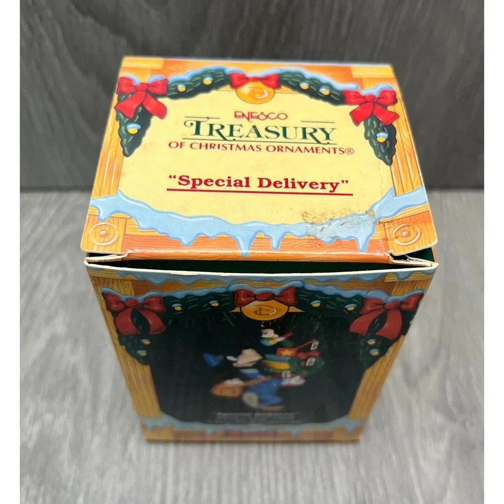 Enesco Disney Treasury Christmas Ornament Special Delivery Goofy Mickey 1992